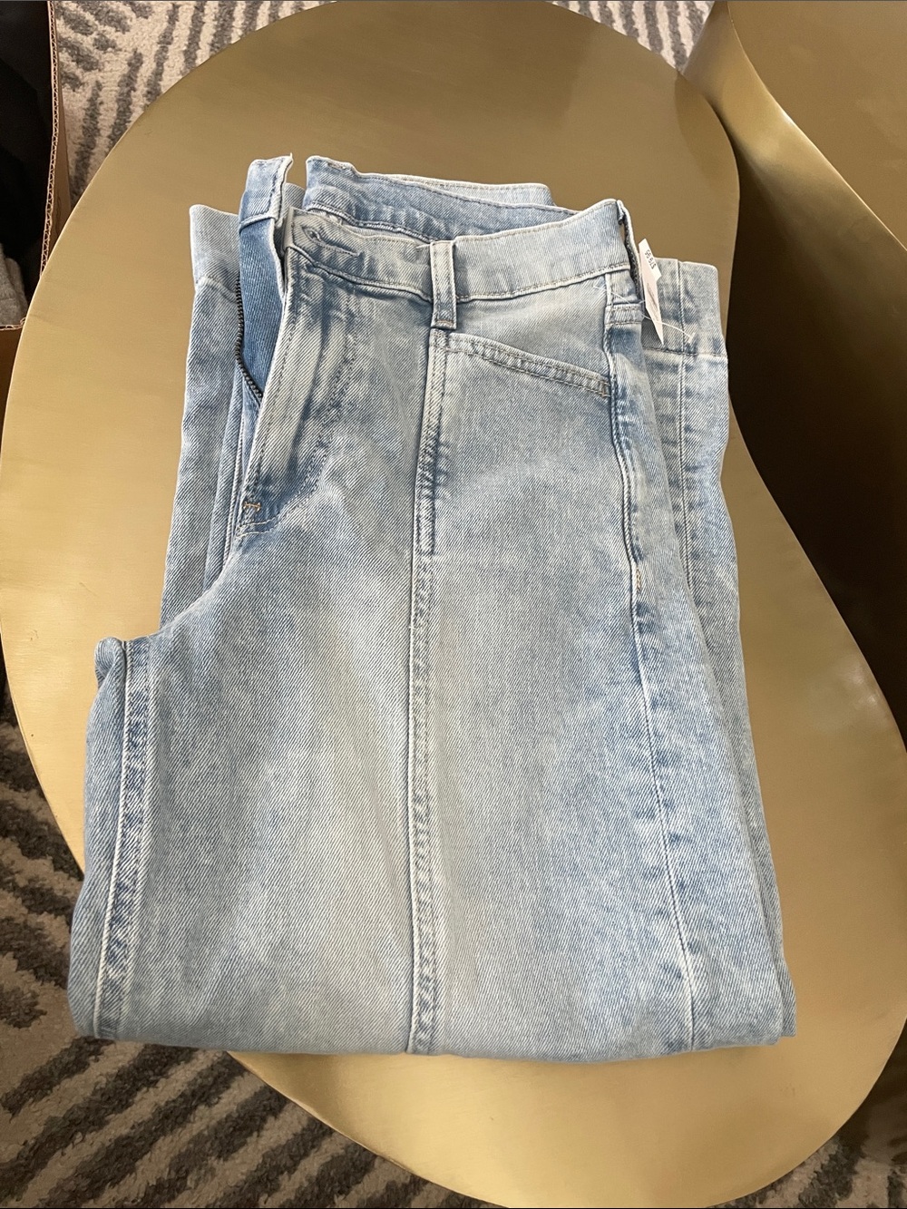 GAP women’s Light Wash Jeans
